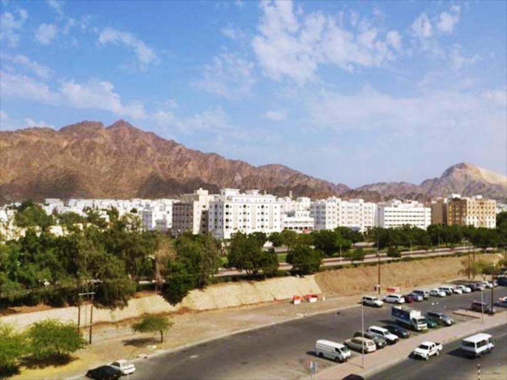 Johny International Hotel Muskat Eksteriør bilde