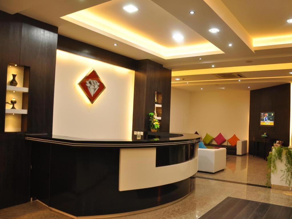 Johny International Hotel Muskat Eksteriør bilde